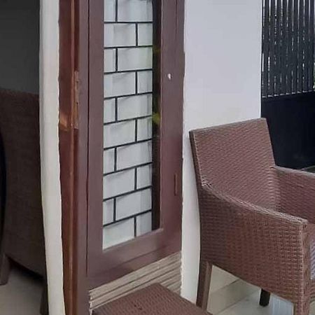 Hotel Reddoorz Near Pantai Panjang Bengkulu 2 Exterior foto