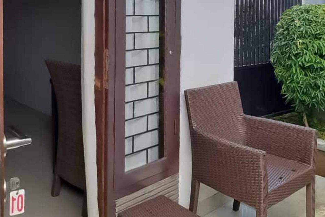 Hotel Reddoorz Near Pantai Panjang Bengkulu 2 Exterior foto